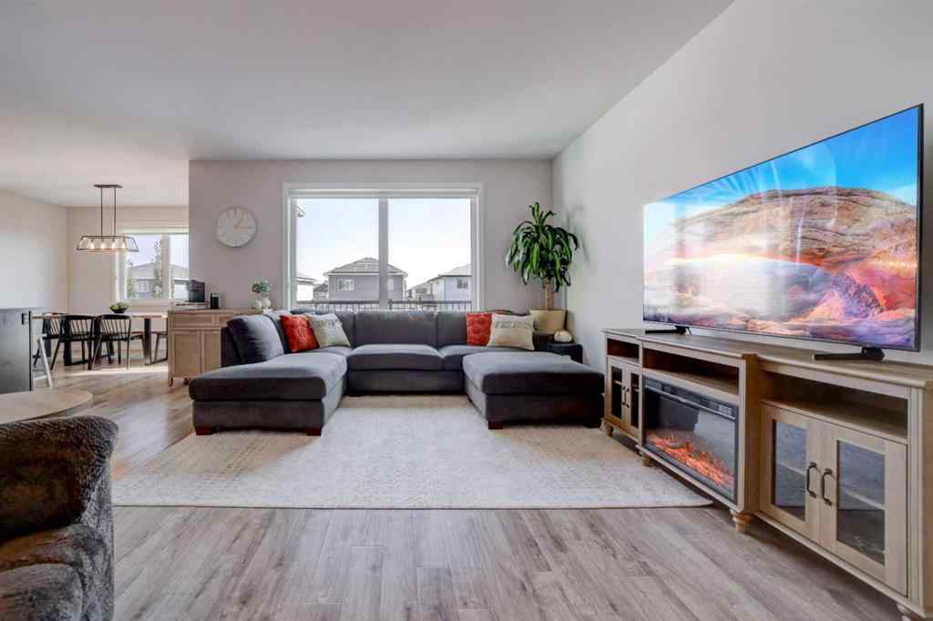 MLS® A2257264 - 563 Moonlight Lane   in Copperwood Lethbridge, Residential