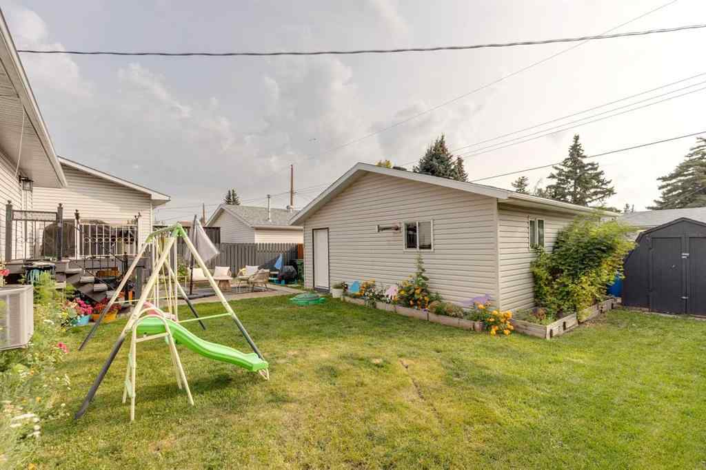 MLS® A2257268 - 228 Penbrooke Way SE in Penbrooke Meadows Calgary, Residential