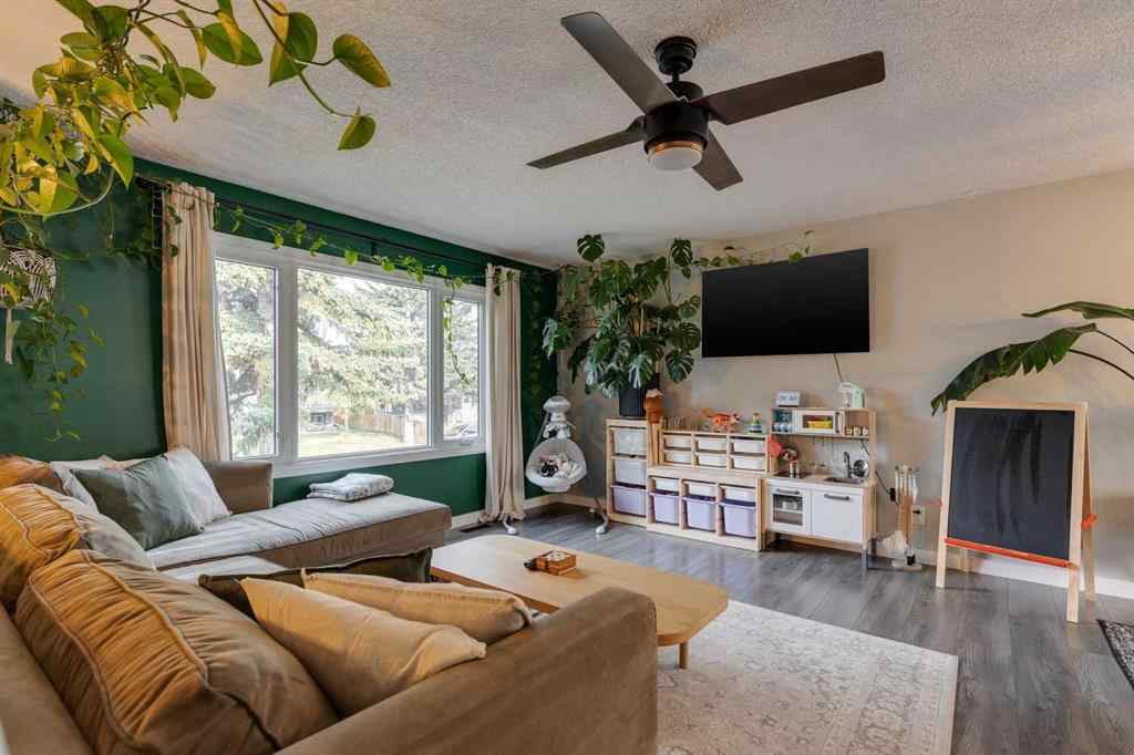 MLS® A2257268 - 228 Penbrooke Way SE in Penbrooke Meadows Calgary, Residential