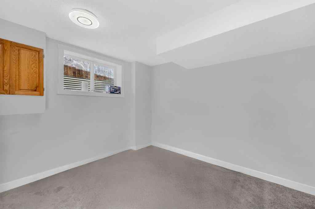 MLS® A2257272 - 59 Whitehaven Road NE in Whitehorn Calgary, Residential