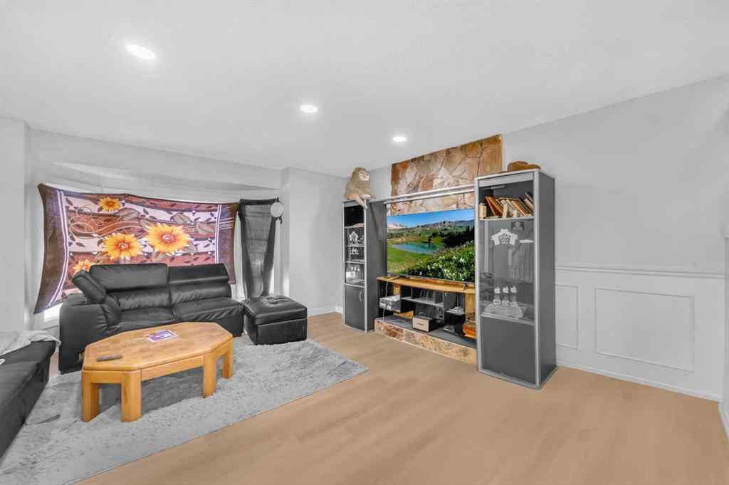 MLS® A2257272 - 59 Whitehaven Road NE in Whitehorn Calgary, Residential