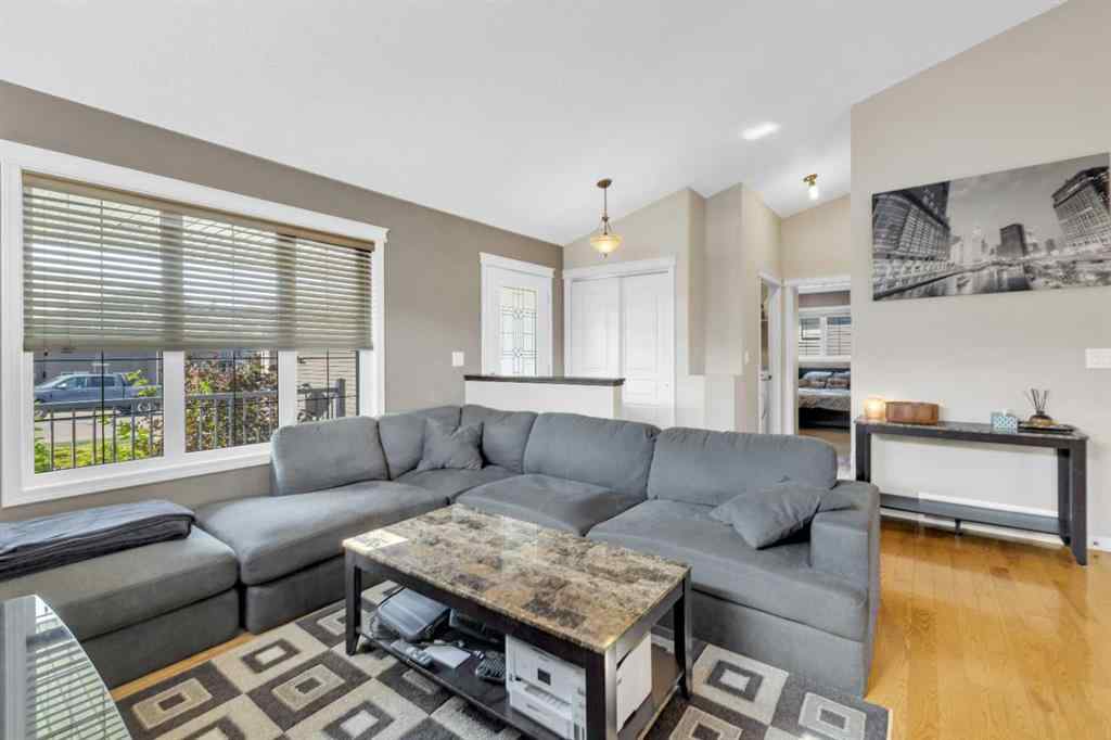 MLS® A2257275 - 1 Liberty Place  in Lakeway Landing Sylvan Lake, Residential