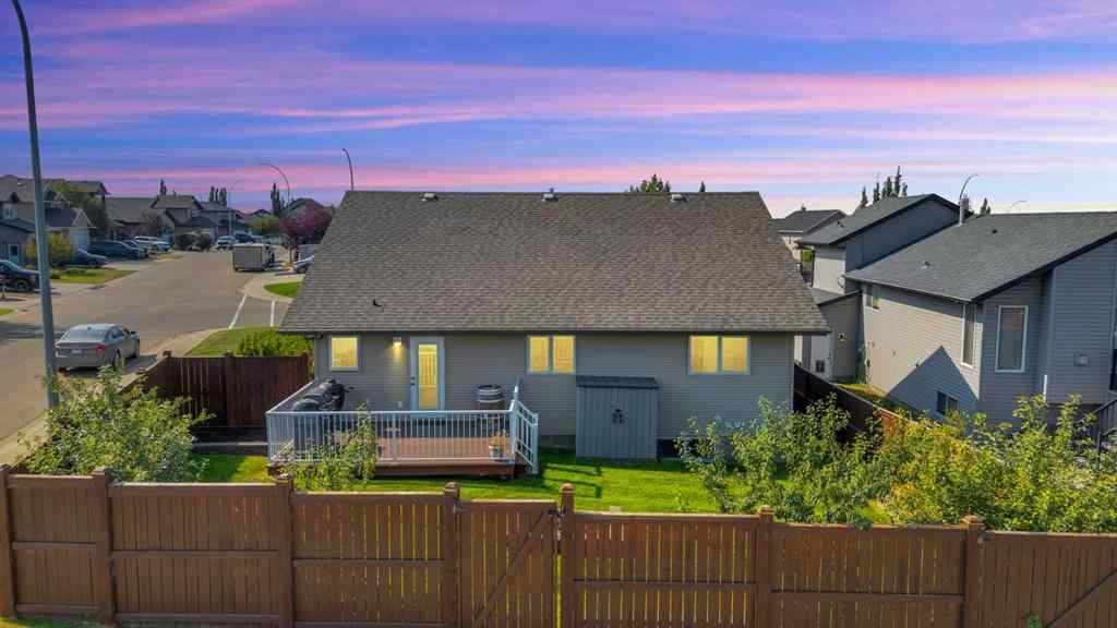 MLS® A2257275 - 1 Liberty Place  in Lakeway Landing Sylvan Lake, Residential
