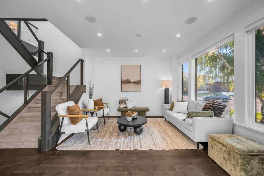 MLS® A2257281 - 2640 28 Street SW in Killarney/Glengarry Calgary, Residential