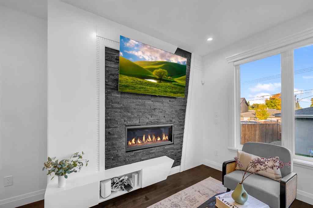 MLS® A2257281 - 2640 28 Street SW in Killarney/Glengarry Calgary, Residential