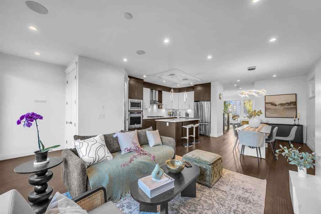 MLS® A2257281 - 2640 28 Street SW in Killarney/Glengarry Calgary, Residential