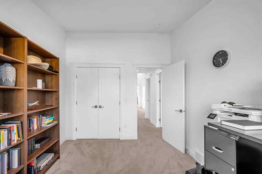 MLS® A2257281 - 2640 28 Street SW in Killarney/Glengarry Calgary, Residential