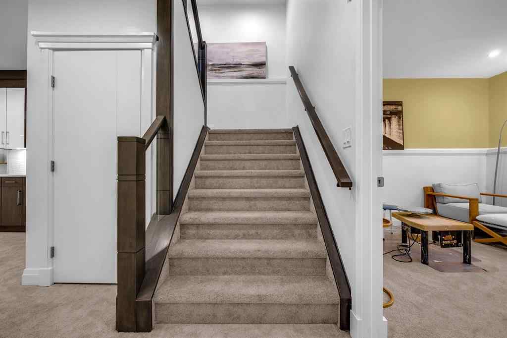 MLS® A2257281 - 2640 28 Street SW in Killarney/Glengarry Calgary, Residential