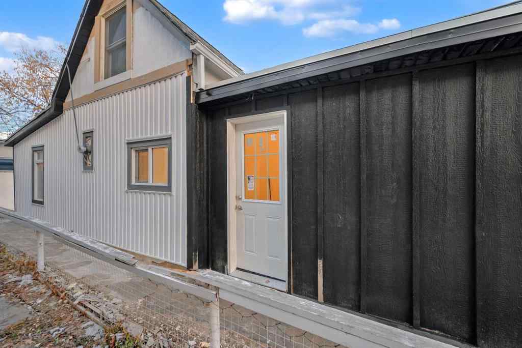 MLS® A2257284 - 1022 18 Avenue SE in Ramsay Calgary, Residential