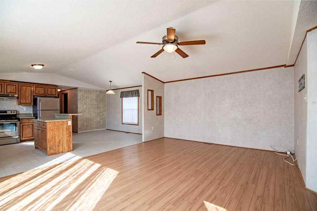 MLS® A2257285 - 544 Queen Street  in NONE Elnora, Residential