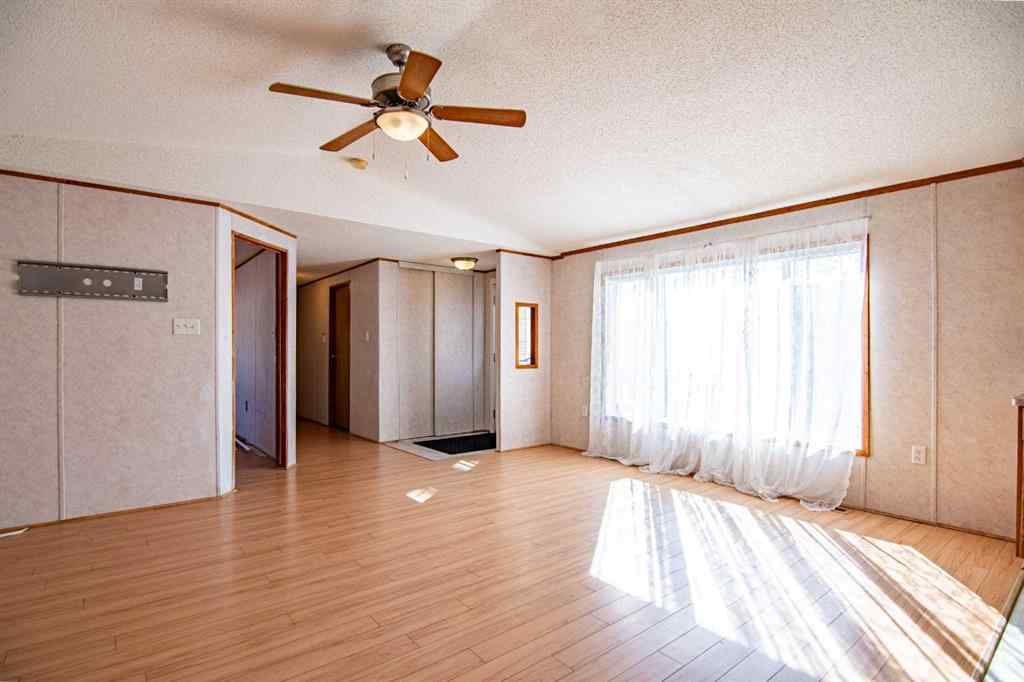 MLS® A2257285 - 544 Queen Street  in NONE Elnora, Residential