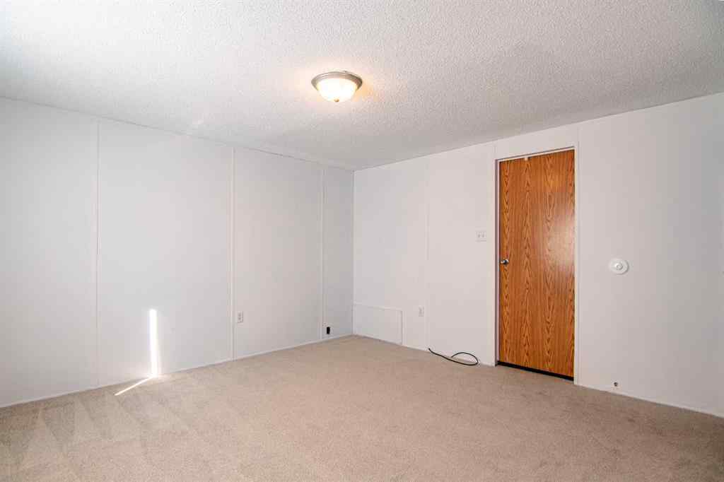 MLS® A2257285 - 544 Queen Street  in NONE Elnora, Residential