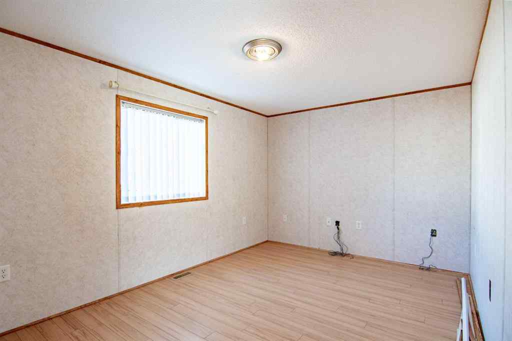 MLS® A2257285 - 544 Queen Street  in NONE Elnora, Residential