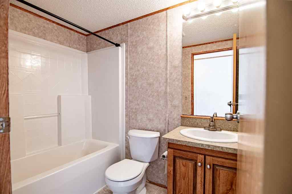 MLS® A2257285 - 544 Queen Street  in NONE Elnora, Residential