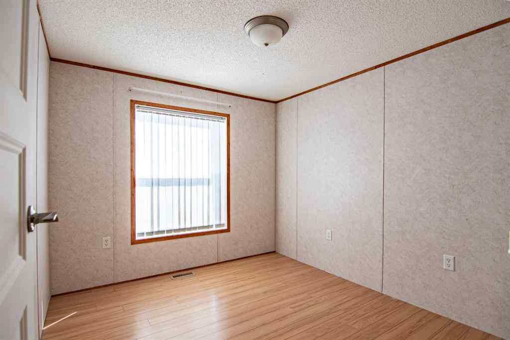 MLS® A2257285 - 544 Queen Street  in NONE Elnora, Residential