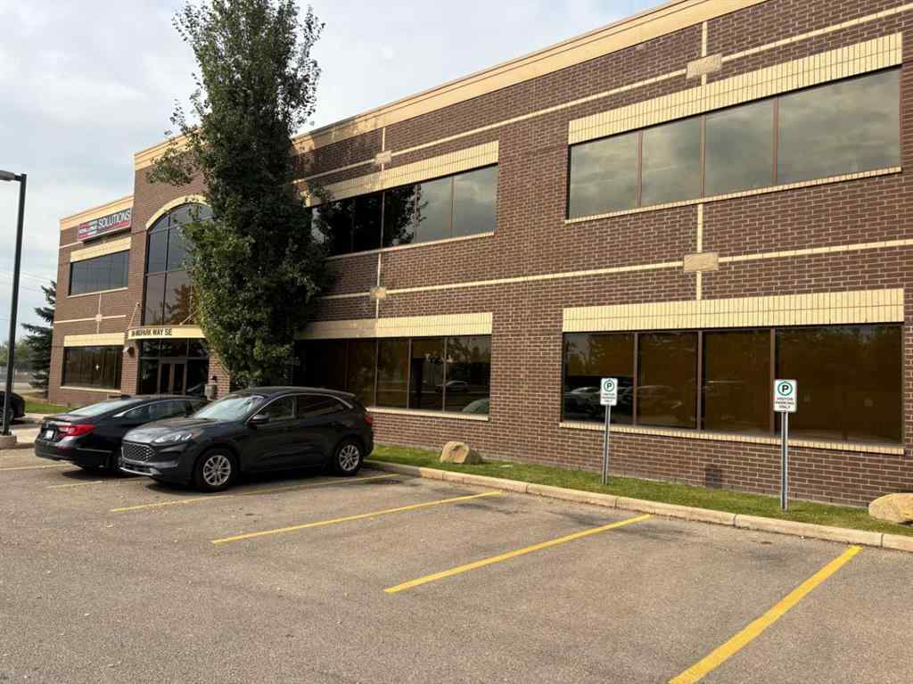 MLS® A2257286 - Unit #203 264 Midpark Way SE in Midnapore Calgary, Commercial