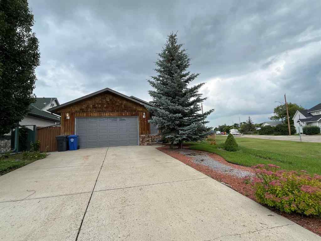 MLS® A2257289 - 301 9 Street  in NONE Beiseker, Residential