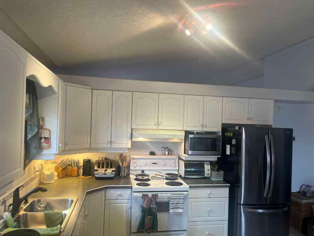 MLS® A2257289 - 301 9 Street  in NONE Beiseker, Residential