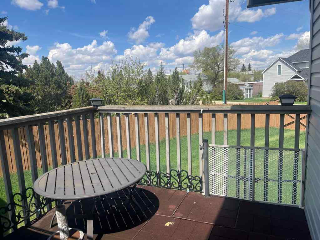 MLS® A2257289 - 301 9 Street  in NONE Beiseker, Residential
