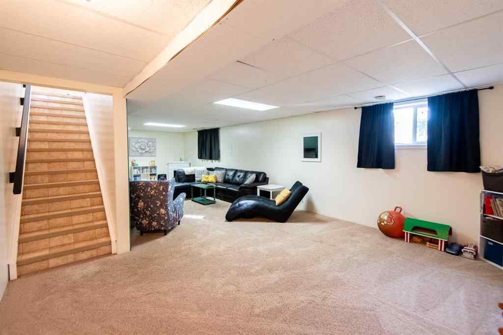 MLS® A2257293 - 9405 95 Avenue  in NONE La Crete, Residential