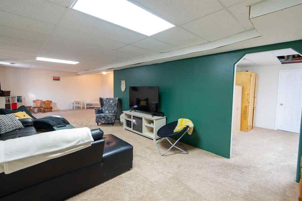MLS® A2257293 - 9405 95 Avenue  in NONE La Crete, Residential