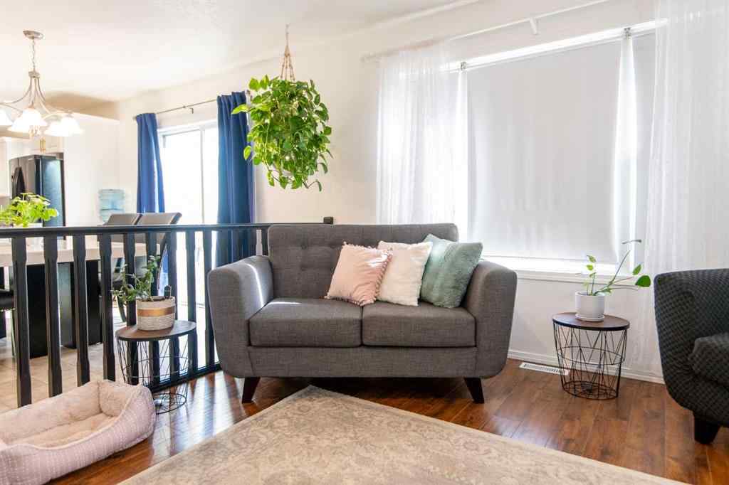 MLS® A2257293 - 9405 95 Avenue  in NONE La Crete, Residential