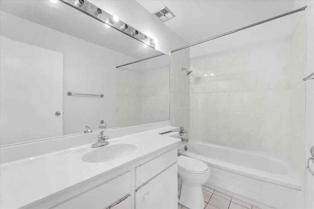 MLS® A2257294 - Unit #7 2512 15 Street SW in Bankview Calgary, Residential