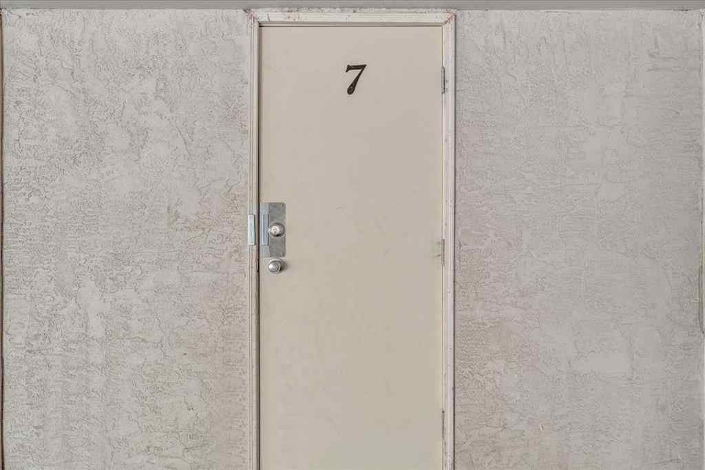 MLS® A2257294 - Unit #7 2512 15 Street SW in Bankview Calgary, Residential