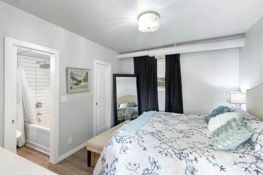MLS® A2257295 - 4 Heston Street NW in Highwood Calgary, Residential