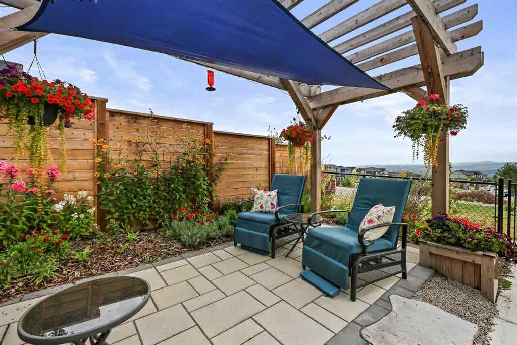 MLS® A2257296 - 36 Heritage Lane  in Heritage Hills Cochrane, Residential