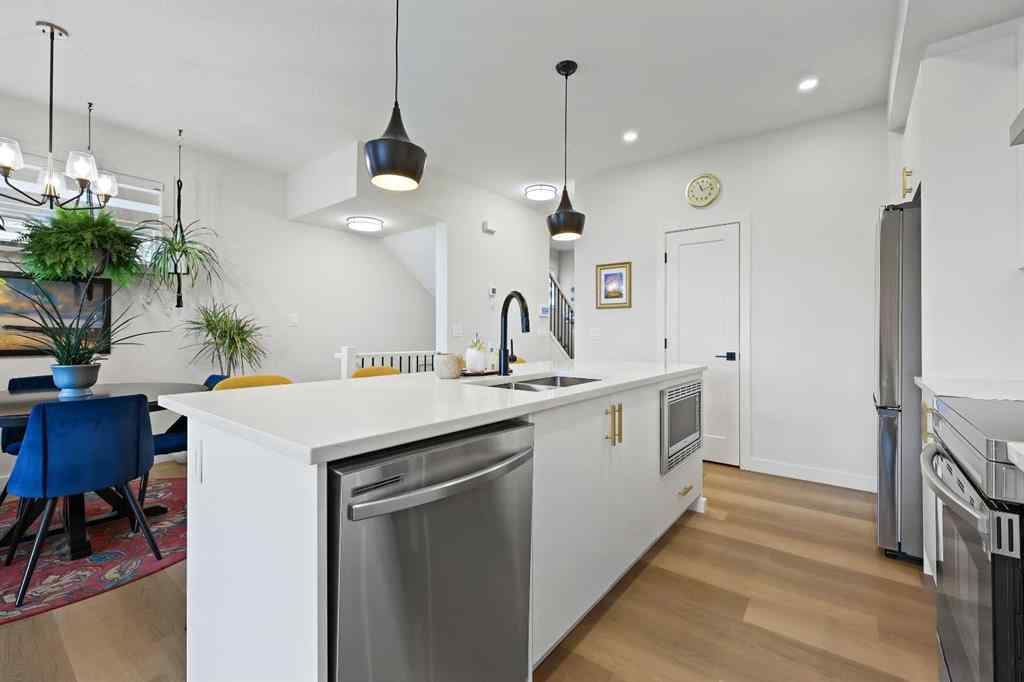 MLS® A2257296 - 36 Heritage Lane  in Heritage Hills Cochrane, Residential