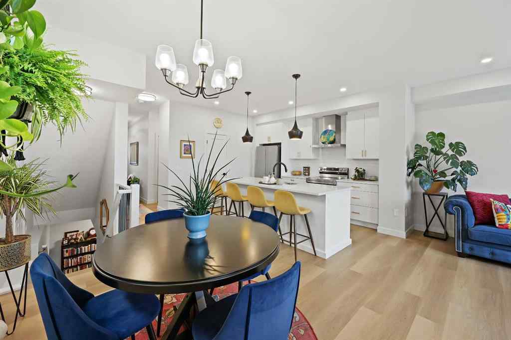 MLS® A2257296 - 36 Heritage Lane  in Heritage Hills Cochrane, Residential