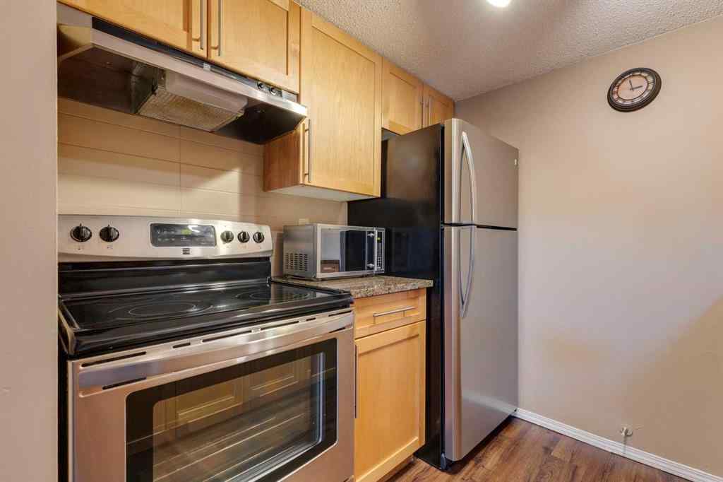 MLS® A2257300 - Unit #116 1055 72 Avenue NW in Huntington Hills Calgary, Residential