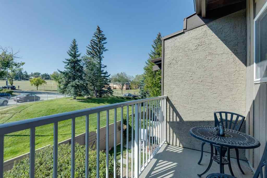 MLS® A2257300 - Unit #116 1055 72 Avenue NW in Huntington Hills Calgary, Residential