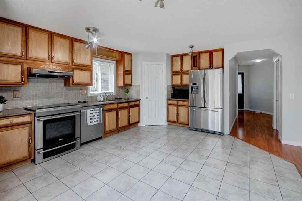 MLS® A2257305 - 26 Rocky Ridge Heights NW in Rocky Ridge Calgary, Residential