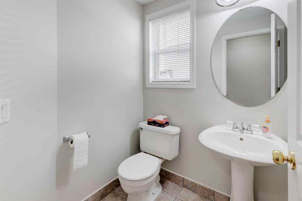 MLS® A2257305 - 26 Rocky Ridge Heights NW in Rocky Ridge Calgary, Residential