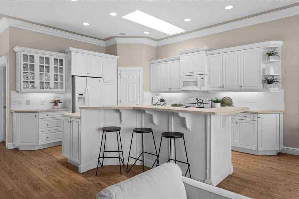 MLS® A2257308 - 82 Arbour Crest Mount NW in Arbour Lake Calgary, Residential