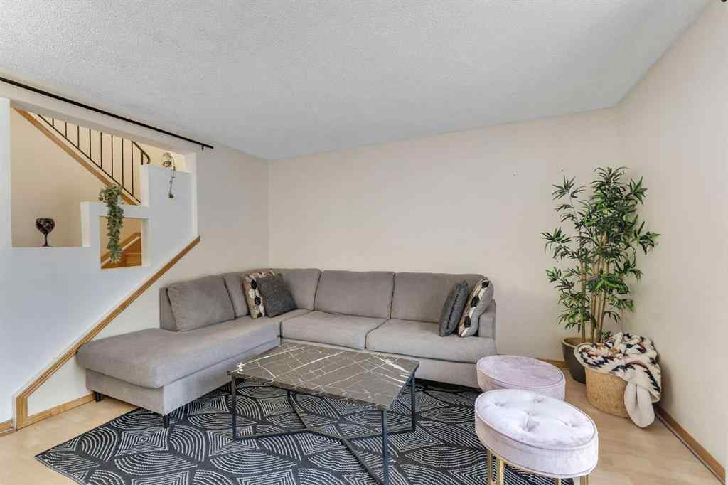 MLS® A2257318 - 40 Temple Place NE in Temple Calgary, Residential