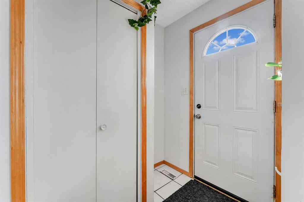 MLS® A2257318 - 40 Temple Place NE in Temple Calgary, Residential