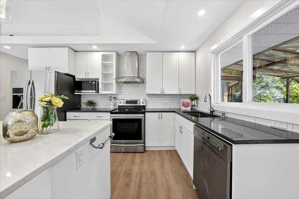 MLS® A2257321 - 4828 Nelson Road NW in North Haven Calgary, Residential