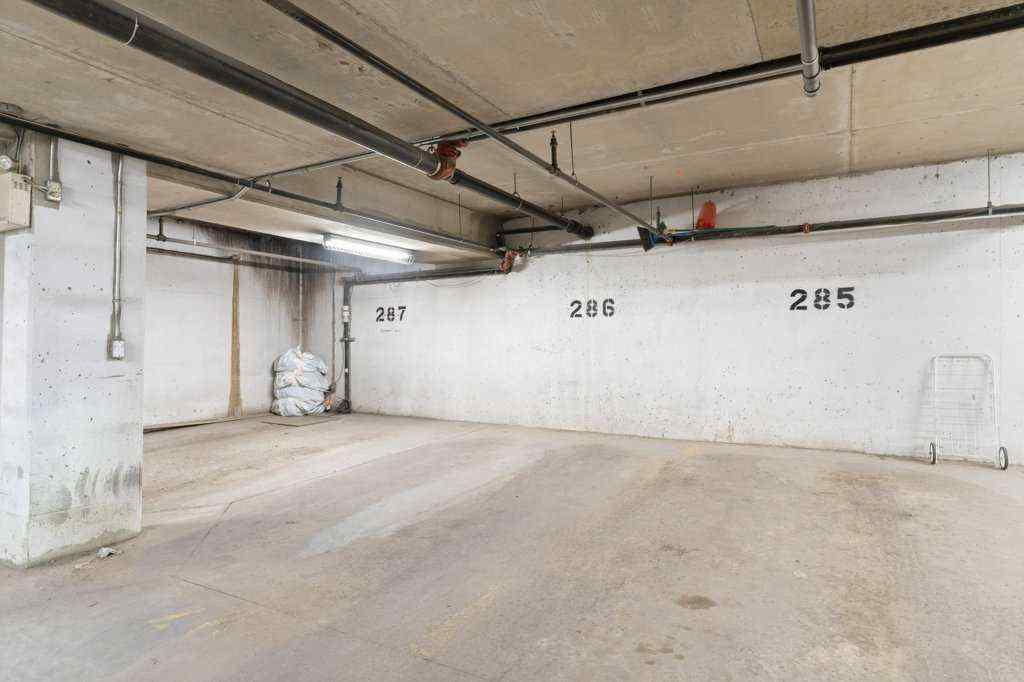 MLS® A2257323 - Unit #1107 73 Erin Woods Court SE in Erin Woods Calgary, Residential