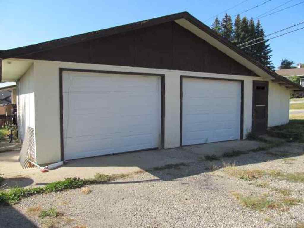 MLS® A2257324 - 5037 52 Street  in Rocky Mtn House Rocky Mountain House, Residential