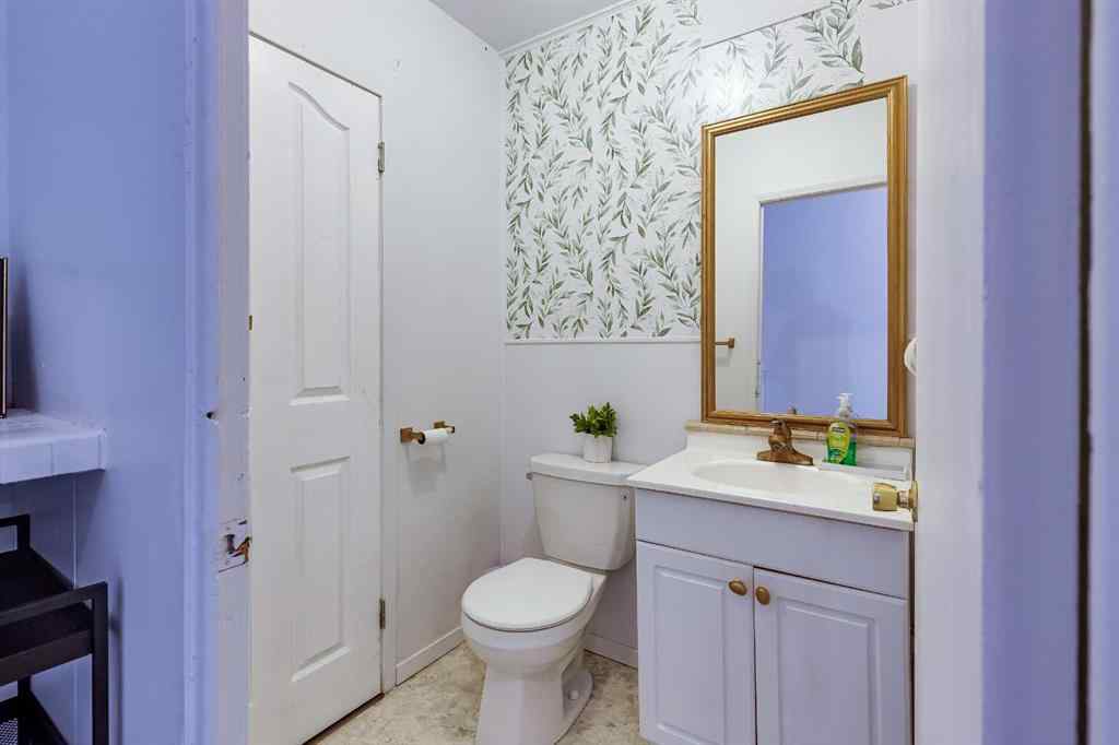 MLS® A2257327 - 5101 50 Avenue  in Downtown Red Deer Red Deer, Commercial