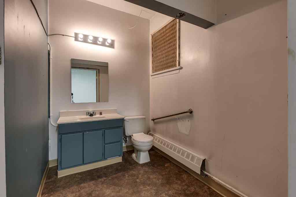 MLS® A2257327 - 5101 50 Avenue  in Downtown Red Deer Red Deer, Commercial