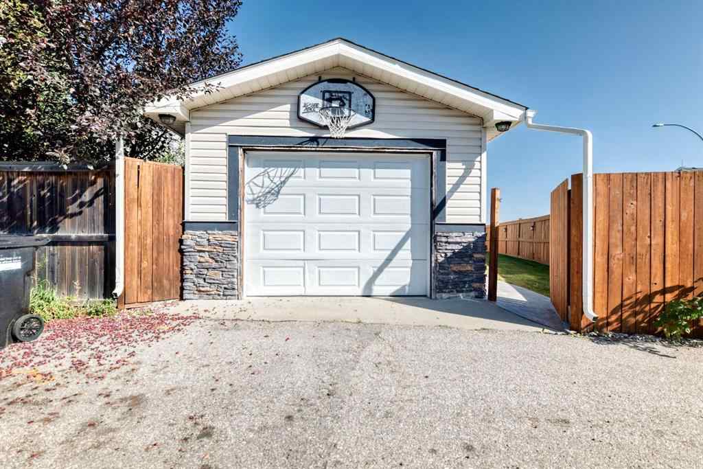 MLS® A2257329 - 398 Chaparral Ridge Circle SE in Chaparral Calgary, Residential