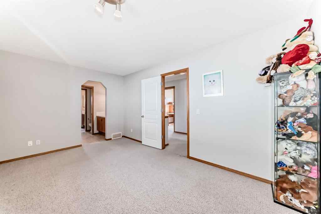 MLS® A2257329 - 398 Chaparral Ridge Circle SE in Chaparral Calgary, Residential