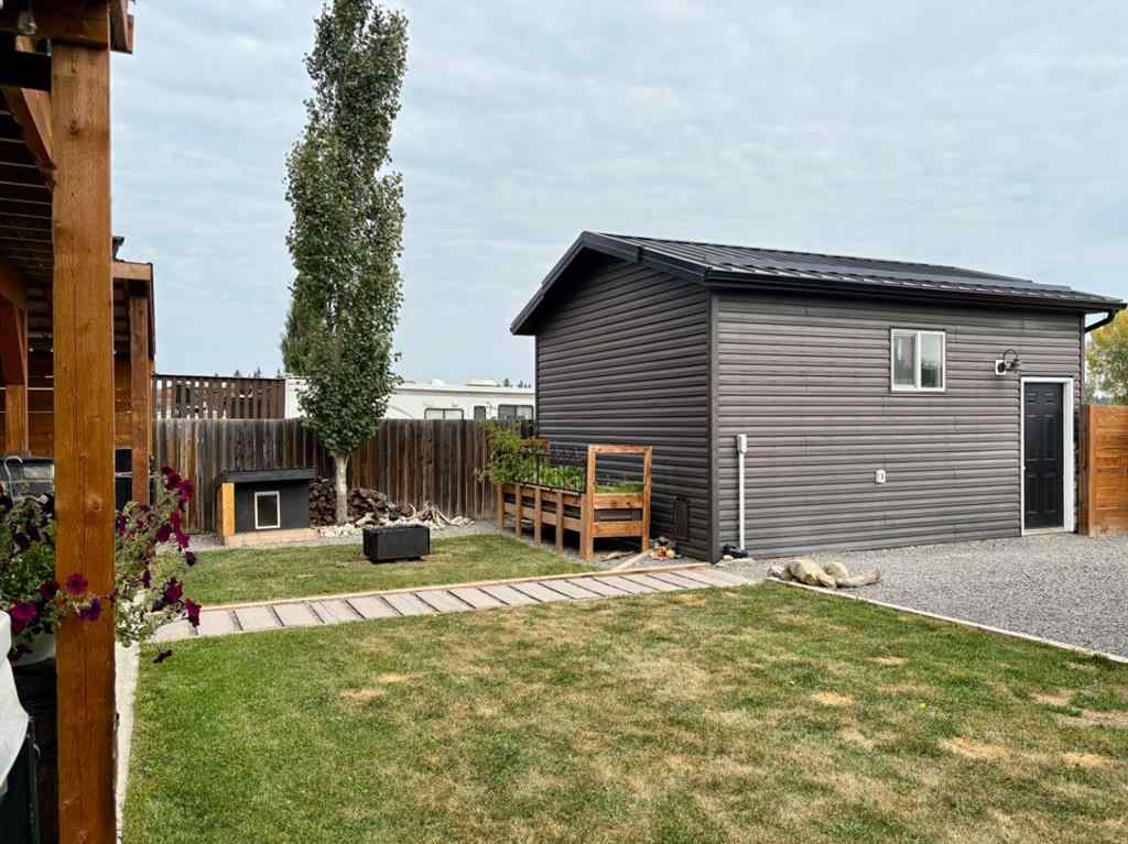 MLS® A2257331 - 6803 58 Street  in Rocky Mtn House Rocky Mountain House, Residential