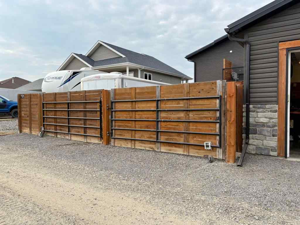 MLS® A2257331 - 6803 58 Street  in Rocky Mtn House Rocky Mountain House, Residential