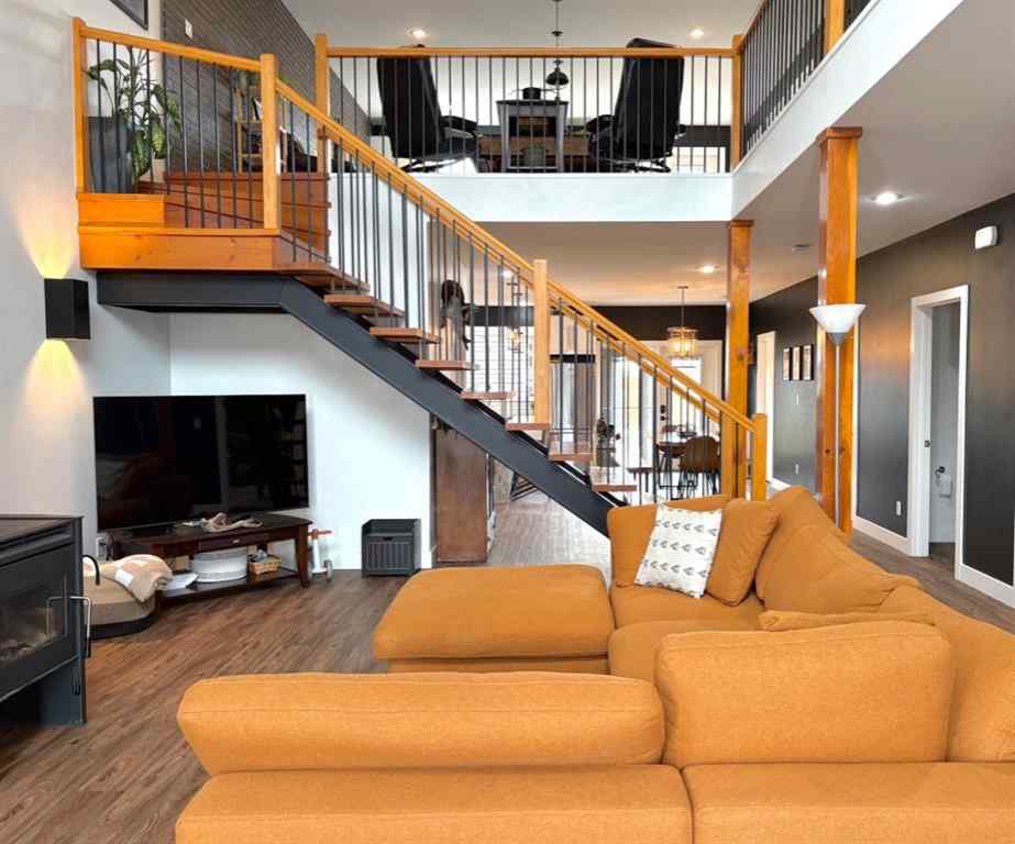 MLS® A2257331 - 6803 58 Street  in Rocky Mtn House Rocky Mountain House, Residential
