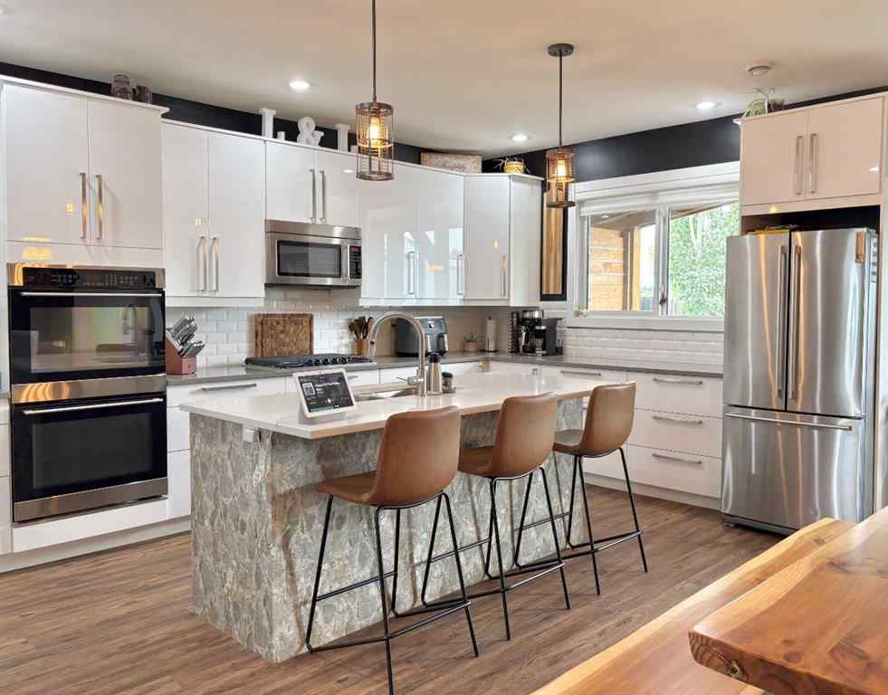 MLS® A2257331 - 6803 58 Street  in Rocky Mtn House Rocky Mountain House, Residential